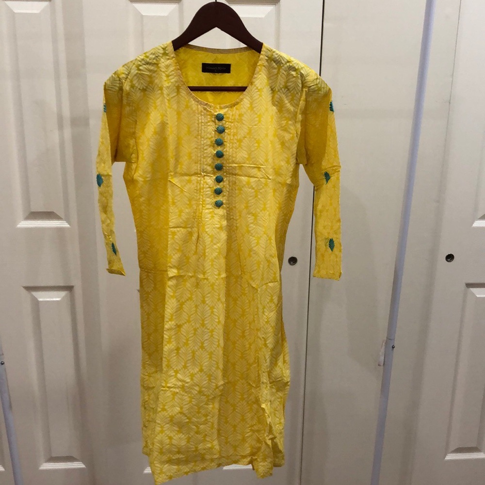 Yellow Cotton tunic / kurti with blue design